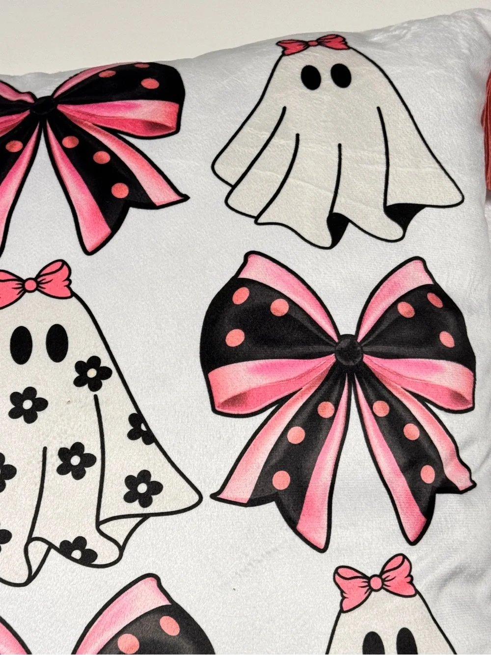 NEW Ghosts and Bows Halloween Pillow 17x17